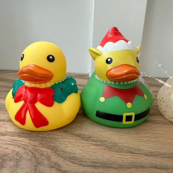 Christmas Bullseye Target Ducks New 2024 - Picture 2 of 3